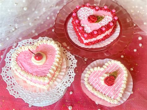 Mini Heart Shaped Cakes How To Decorate Cakes