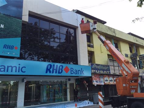 Source new commercial loans (except for sme and corporate customers) under islamic facilities through active marketing activities. Johor Skylift | Skylift Johor | For Hire | Rental | Sewa ...