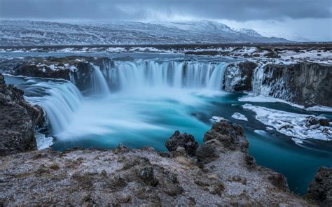 Iceland In The Summer What To Expect Travelstorm