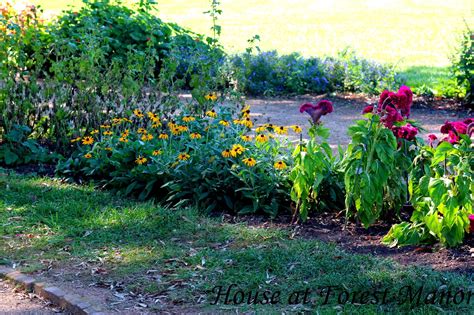 Jefferson house of flowers boutique. House at Forest Manor: Thomas Jefferson's Gardens at ...