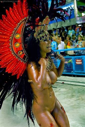ÁLBUM EXIBICIONISTA Carnaval Body Paint