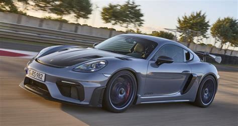 2022 Porsche 718 Cayman Gt4 Rs Price And Specifications Carexpert