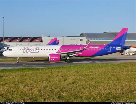 G Wukp Wizz Air Uk Airbus A321 271nx Photo By Terry Figg Id 1276540