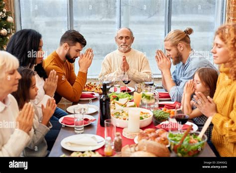 Prayer Before Dinner Hi Res Stock Photography And Images Alamy