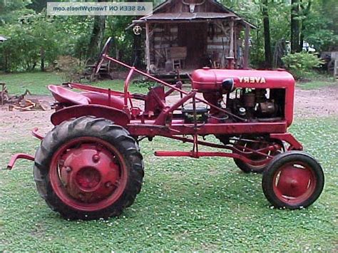 Antique Garden Tractor Photos