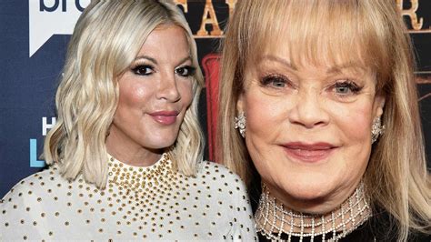 90210 Star Tori Spelling No Longer Feuding With Mom Candy Spelling