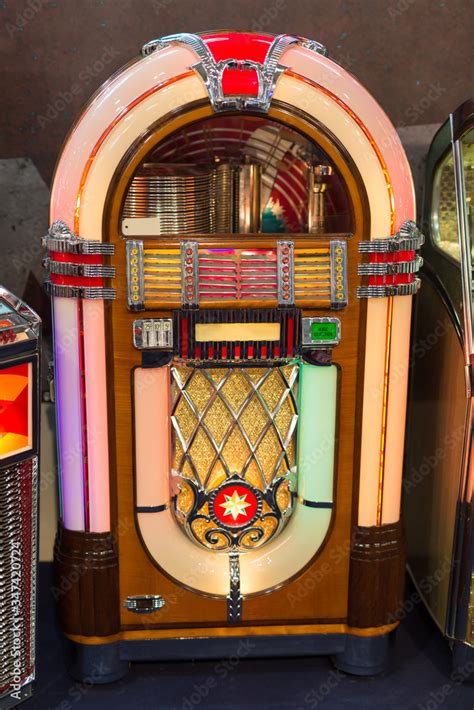 Details Of Retro Jukebox Music And Dance In The 1950s Stock Foto