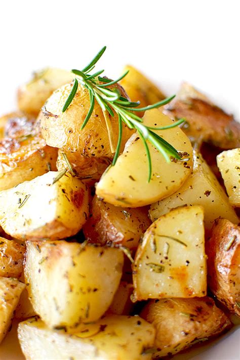 Rosemary And Garlic Roasted Potatoes The Taste Of Kosher