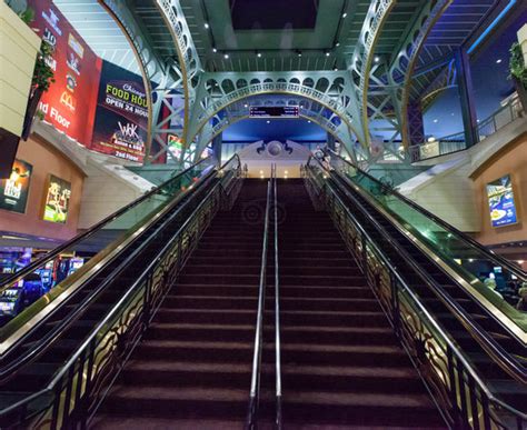 The STRAT Hotel, Casino & SkyPod in Las Vegas | The STRAT ...