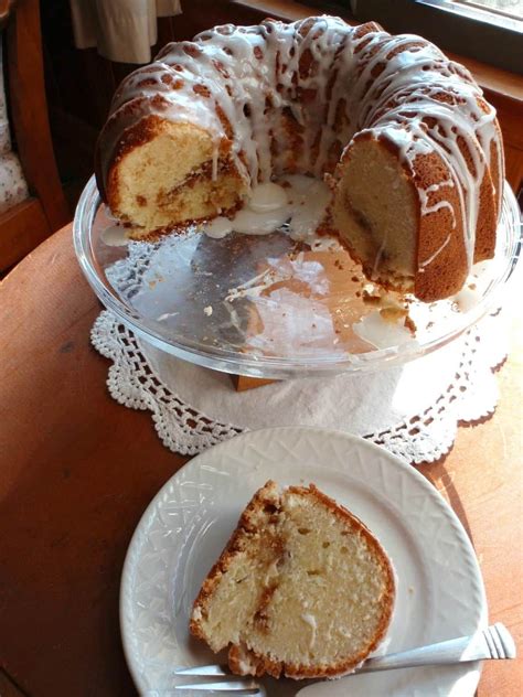 This cake is very crumbly when warm!! Gluten-Free Cream Cheese Pound Cake with Shortbread ...
