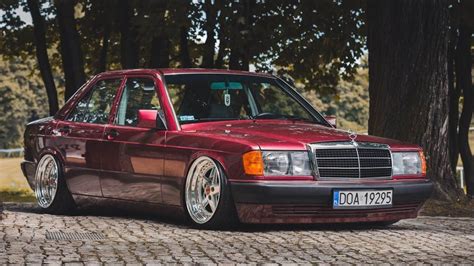 Tuning Mercedes Benz 190e W201 1991 Stance