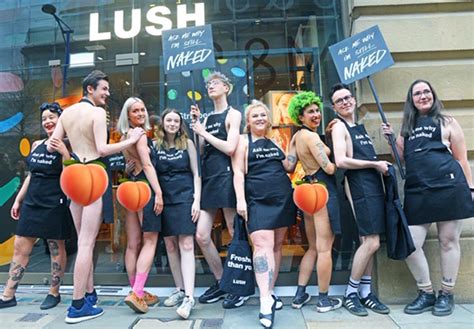 Uk Lush Staff Goes Naked For New Package Free Stores