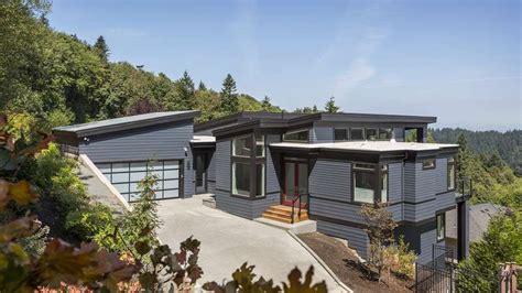 Hillside home plans can also be used to build on lots that slope in a different direction, particularly if you plan to have a walk out or daylight basement. Hillside Custom Home