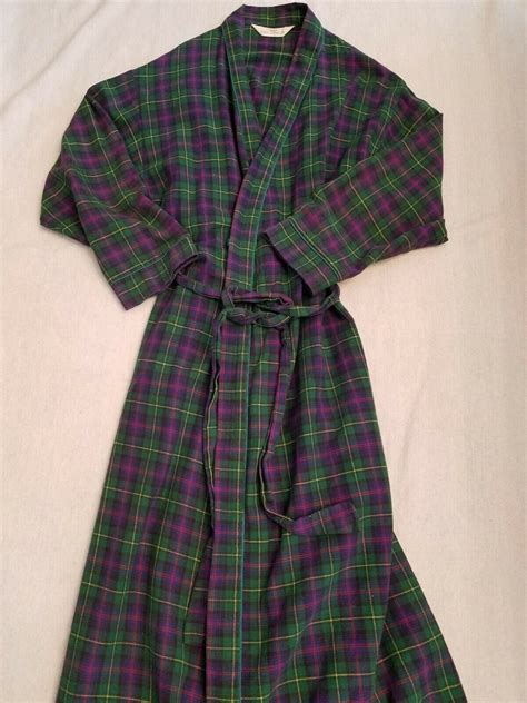 Men St Michael From Marks And Spencer Plaid Robe Gem