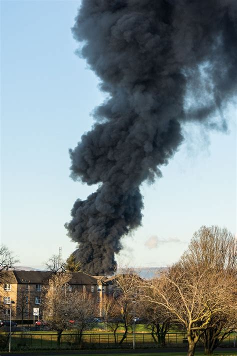 Glasgow Fire Your Pictures Of Govan Scrapyard Blaze Bbc News