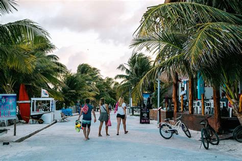 Mahahual Un Lugar Sorprendente Que Debes Conocer Renta Yates Cancun