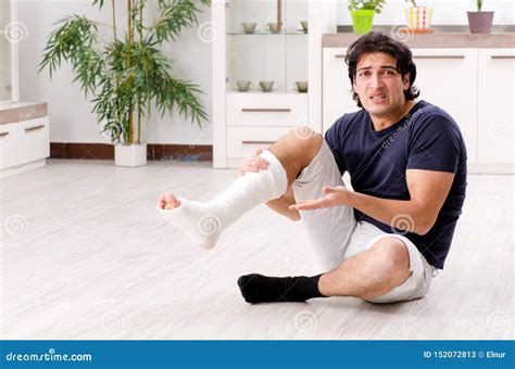 Leg Injured Young Man Suffering At Home Stock Image Image Of Ache