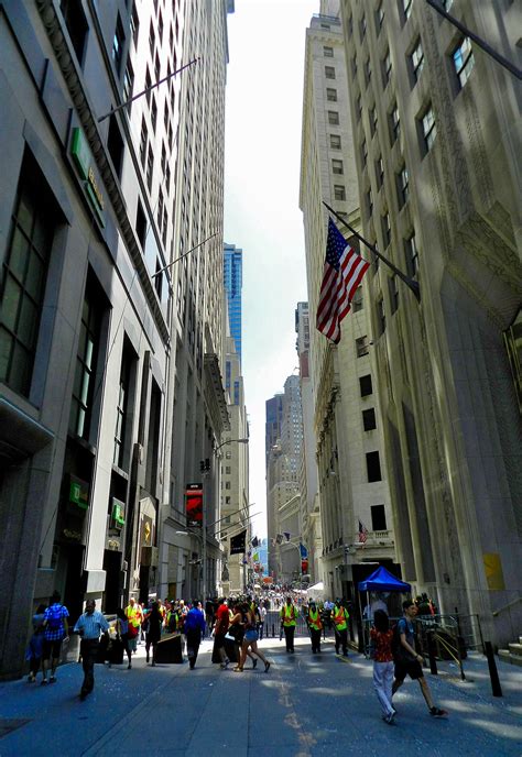 Wall Street In Downtown Manhattan By Luis Jacome Downtown Manhattan