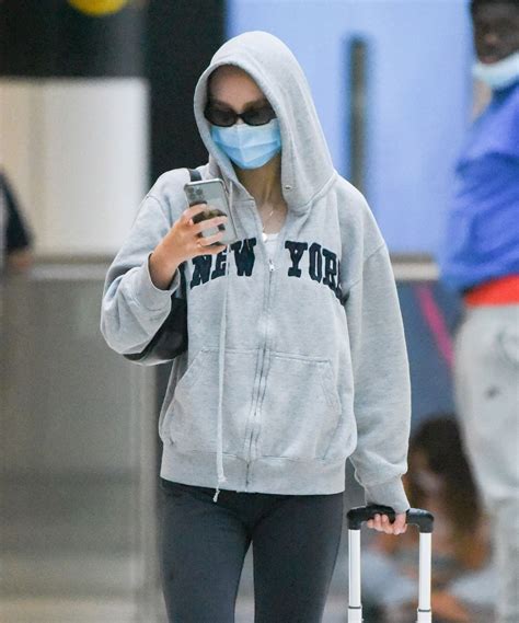 Lily Rose Depp In A Grey Hoodie And Sunglasses At Jfk Airport In Ny 06