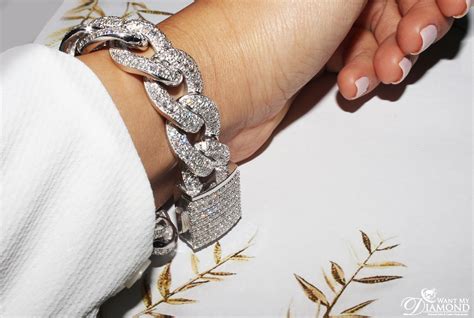 Womens 18k White Gold Diamond Cuban Link Chain Bracelet 💎🔗🔐