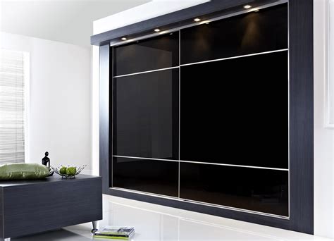 When you are upgrading from a basic wardrobe door metal mirror barn doors provide a mix of rustic and modern, depending on your preferred style. Why You Should Buy Sliding Door Wardrobe