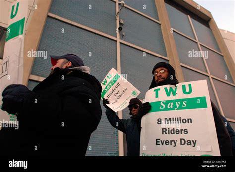 Transit Workers Union Members Picke Tduring The 2005 Nyc Transit Strike