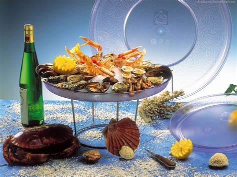 Grâce à la congélation, les crevettes, langoustes, autres crustacés picard conservent leur qualité et leurs saveurs. Plateau de fruits de Mer - La recette - MeilleurduChef.com
