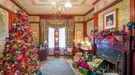 Pabst Mansion Open For Popular Christmas Twilight Tours