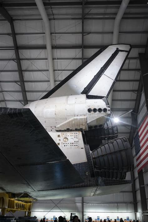 The Space Shuttle Endeavour In The Samuel Oschin Pavilion At The