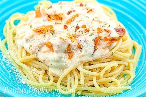 Butter and olive oil are the base ingredients for the sauce. Smoked Salmon Pasta - Panlasang Pinoy | Recipe in 2020 ...