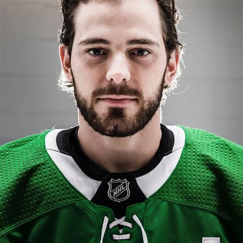 Hot Hockey Players Ice Hockey Haircuts For Men Mens Hairstyles Dallas Stars Hockey I Walk
