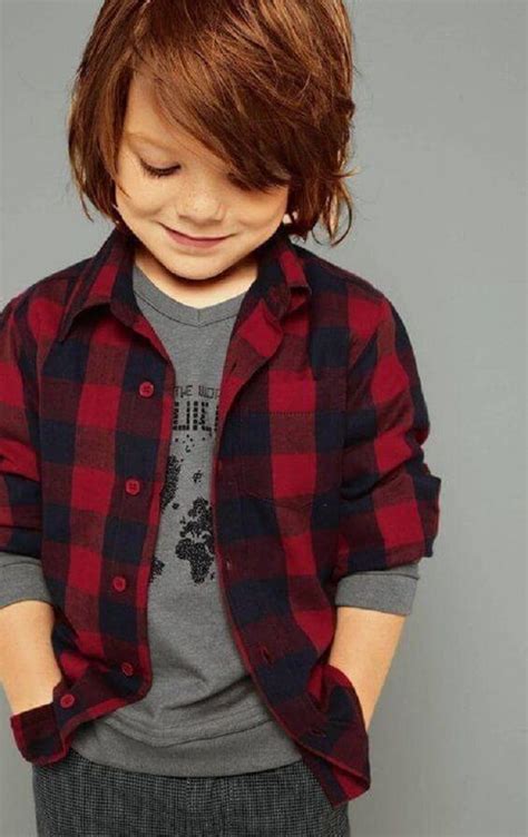 Se poi ad essere tagliata sarà soltanto una porzione di capelli si potrà tenere a portata di mano un piccolo. come tagliare i capelli ai bambini bambino 4 Men's stylist ...