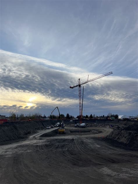 Reaching new heights: Tower cranes | Dawson Creek and District Hospital