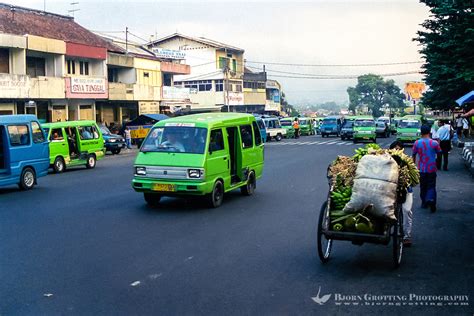 Indonesia Java Bogor Street Bjorn Grotting Photography