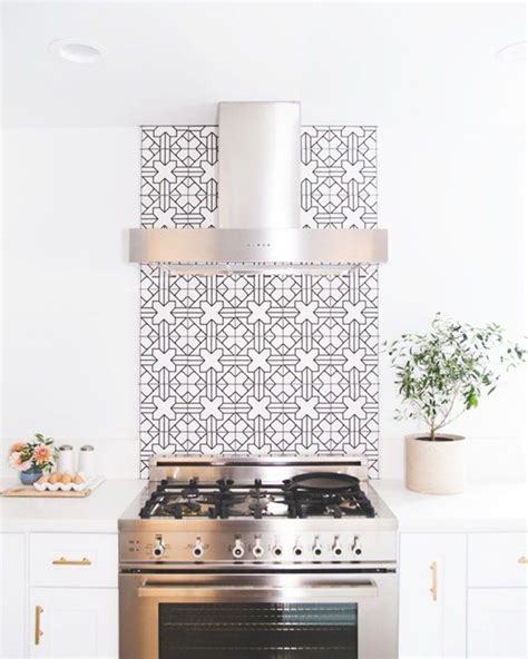 15 Tempting Tile Backsplash Ideas For Behind The Stove Cococozy