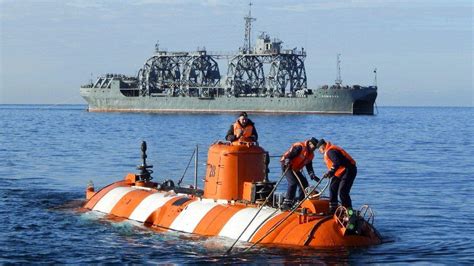 The Russians Appear To Be Sending A Deep Diving Submersible To The