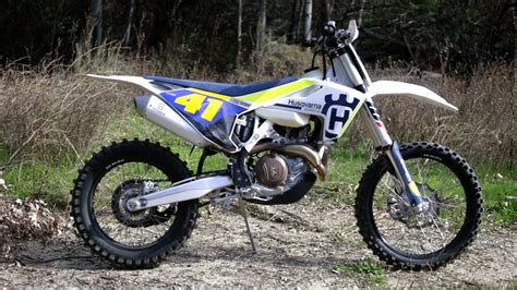 The 2019 husqvarna fs 450 is based off the 2019 motocross bike but tuned for the customer specifically for supermoto. 2017 Husqvarna FX 450 - Dirt Bike Magazine - YouTube