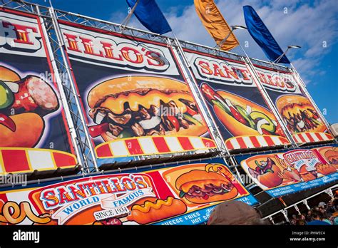 Food Stands Hi Res Stock Photography And Images Alamy