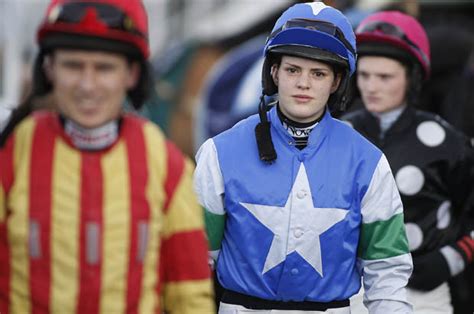 Lizzie Kelly Becomes First Female Jockey To Go For Glory At The