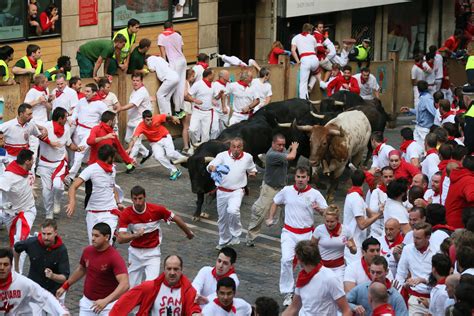 10 things you never knew about the san fermín running of the bulls festival pamplona