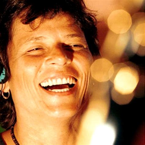 Nanda costa assume namoro com lan lanh: Salve a Legião | Por Enquanto | Cássia Eller | Interpretação Pessoal