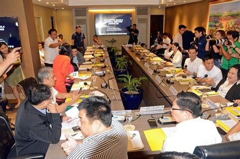 Apr 12, 2021 · the national government placed metro manila and its nearby provinces under modified enhanced community quarantine (mecq) from 12 to 30 april. NCR ECQ, Discussed by Metro Manila Mayors With Three ...