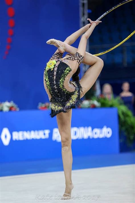 Alina Harnasko Belarus World Championships Pesaro 2017 新体操 黒