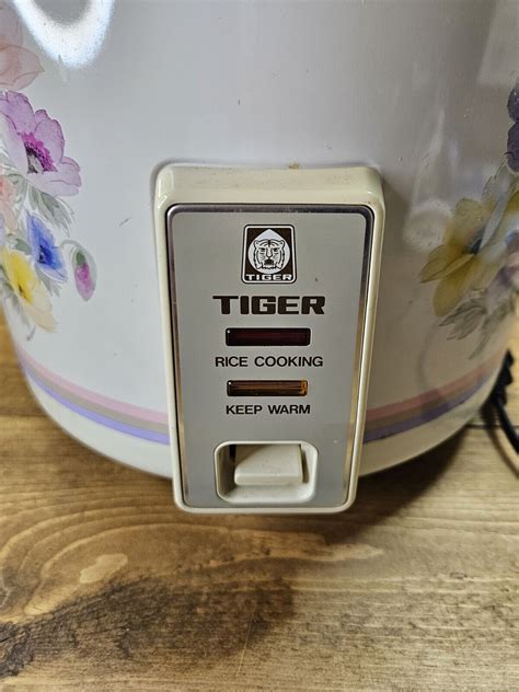 Vintage Tiger JNP 1800 10 Cup Rice Cooker And Warmer In Floral White EBay