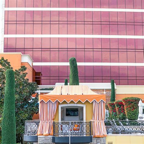 Be surprised to know that las vegas has some truly unique products other than casino chips. Las Vegas: a color-lover's getaway | Las vegas, Color ...