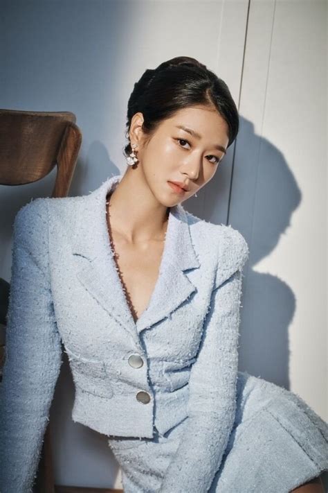 10 Outfit Mahal Seo Ye Jin Di Drama Korea Its Okay To Not Be Okay