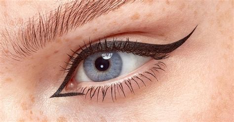 How To Apply Eyeliner For Beginners Eyeko Blog Eyeko