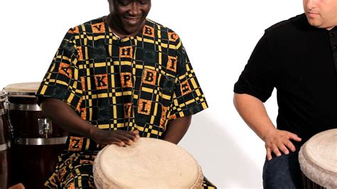How To Play Open Tone Sound On Djembe African Drums Youtube