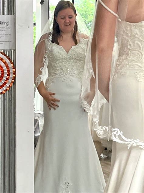 Allure Bridals 9664l Wedding Dress Save 53 Stillwhite