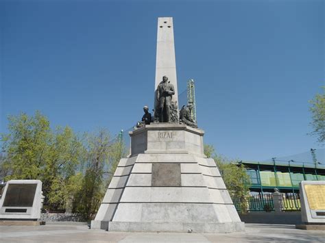 Dezember 1896 in manila) war ein philippinischer schriftsteller, patriot, augenarzt und freimaurer, dessen leben und literarisches werk eine inspiration für die philippinische unabhängigkeitsbewegung. My Euro Travel and Adventure: The Statue of Dr. Jose Rizal ...